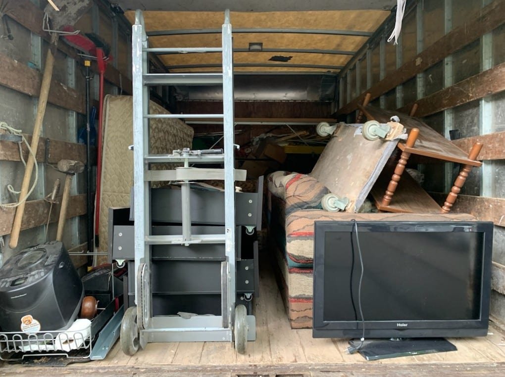 Furniture Removal Service in Vancouver | TrashBandits