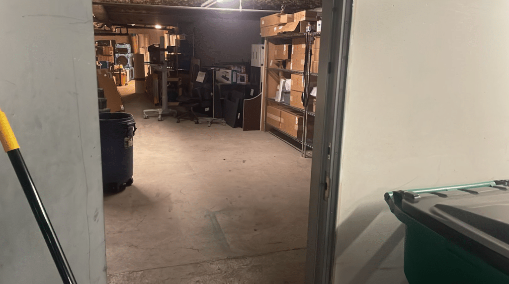 garage clean out in north vancouver