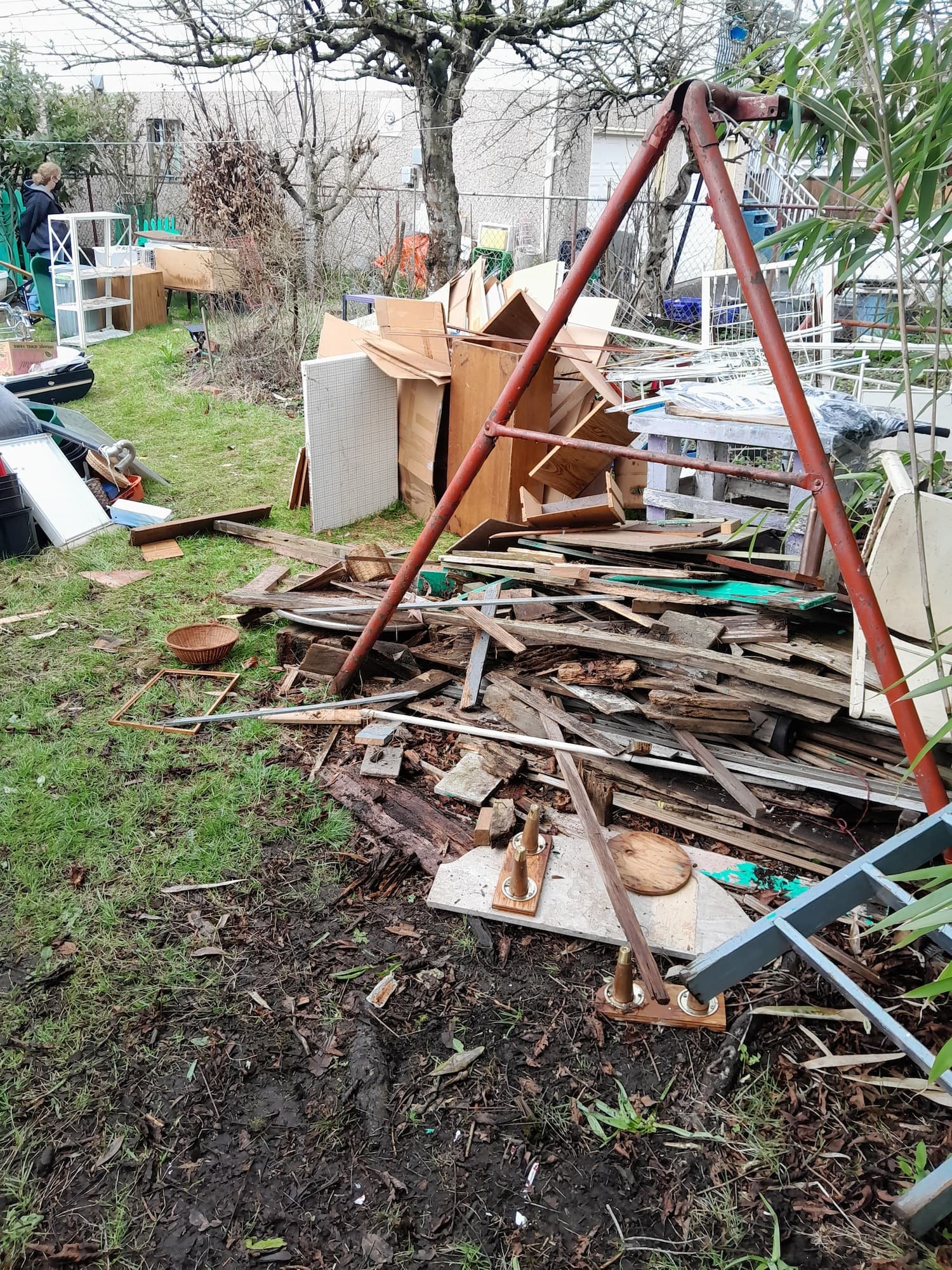 Before yard waste junk removal in Richmond