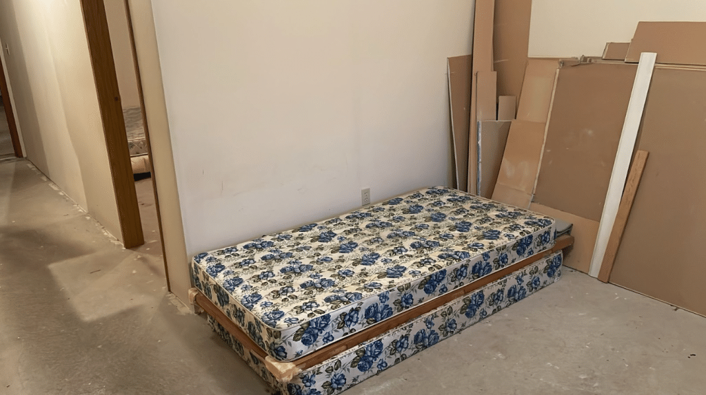 small mattress removal in north Vancouver
